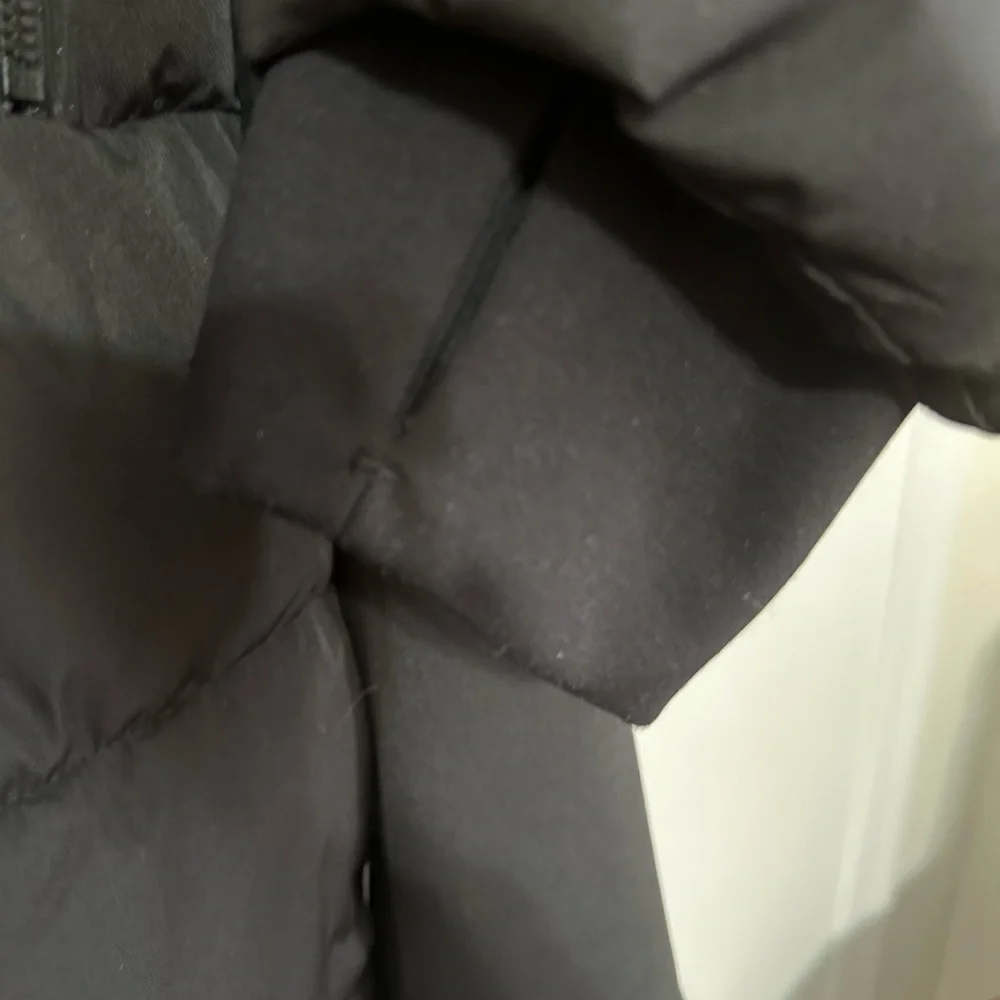 Michael Kors Dark Puffer Coat with Logo. Brand New Never Worn. - Picture 7 of 10